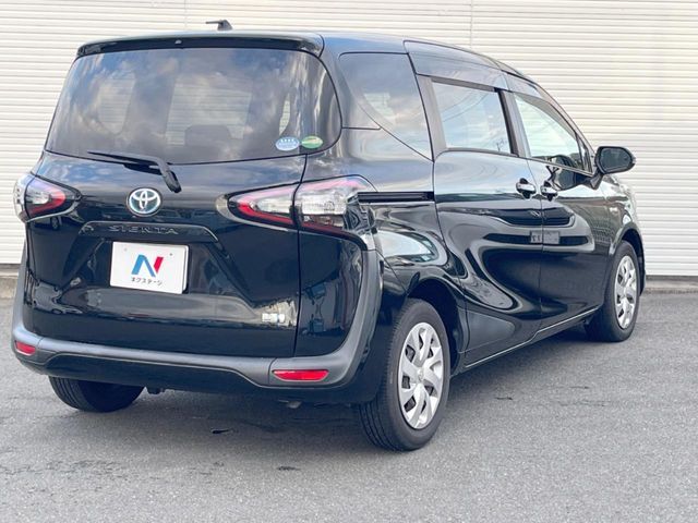 TOYOTA SIENTA HYBRID 2018