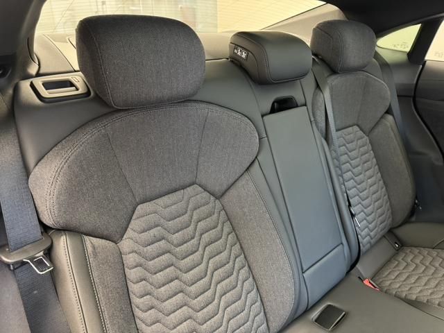 AUDI AUDI e-tron GT 2023