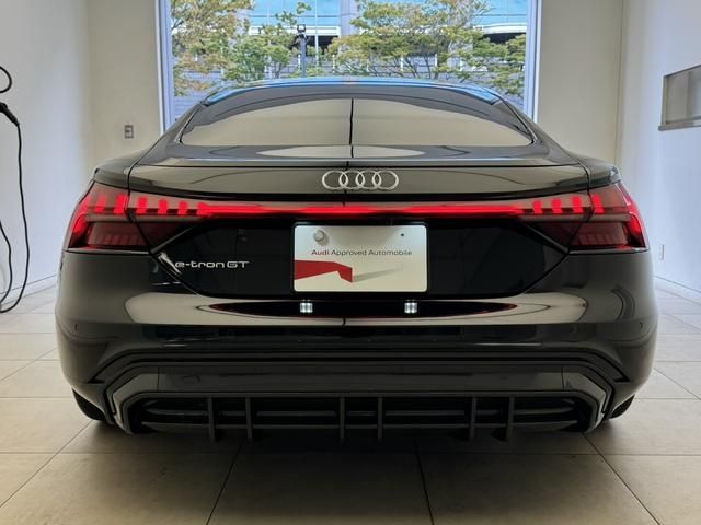 AUDI AUDI e-tron GT 2023