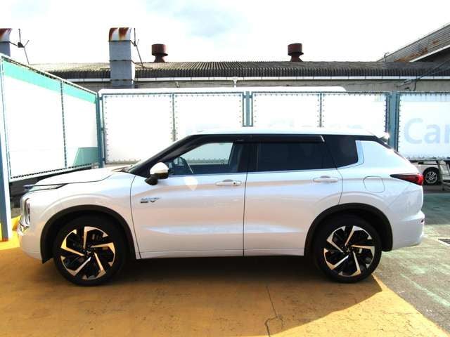 MITSUBISHI OUTLANDER PHEV 2022