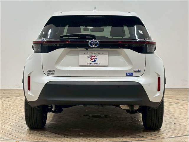 TOYOTA YARIS CROSS HYBRID 2022