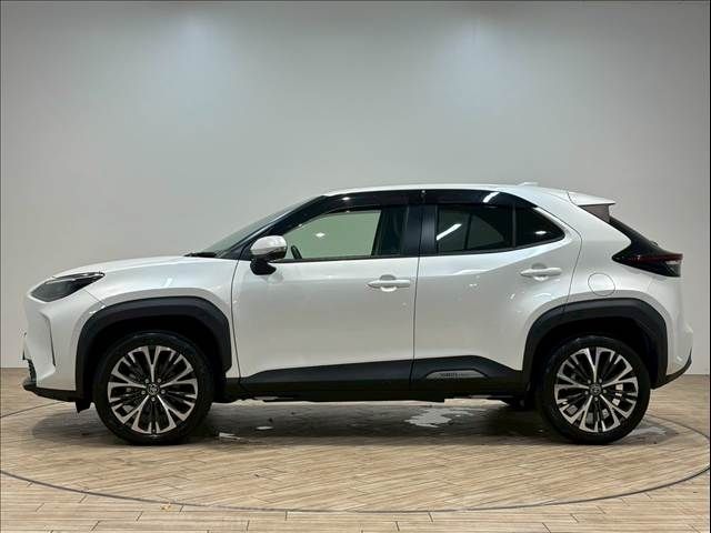 TOYOTA YARIS CROSS HYBRID 2022