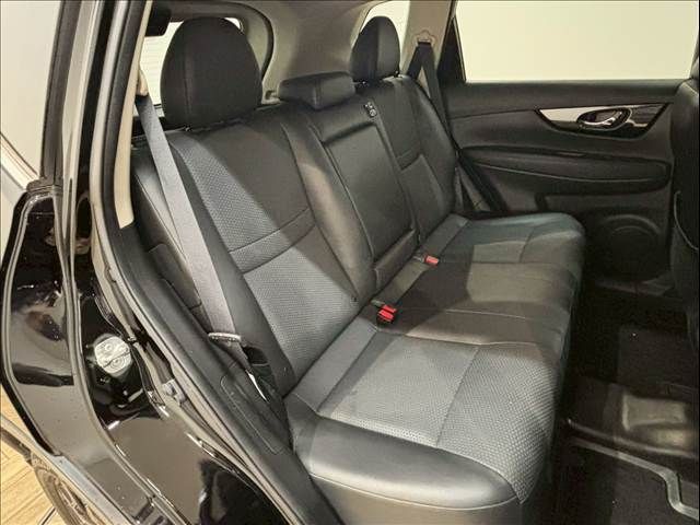 NISSAN X-TRAIL HYBRID 4WD 2019