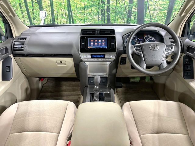 TOYOTA LANDCRUISER PRADO 2022