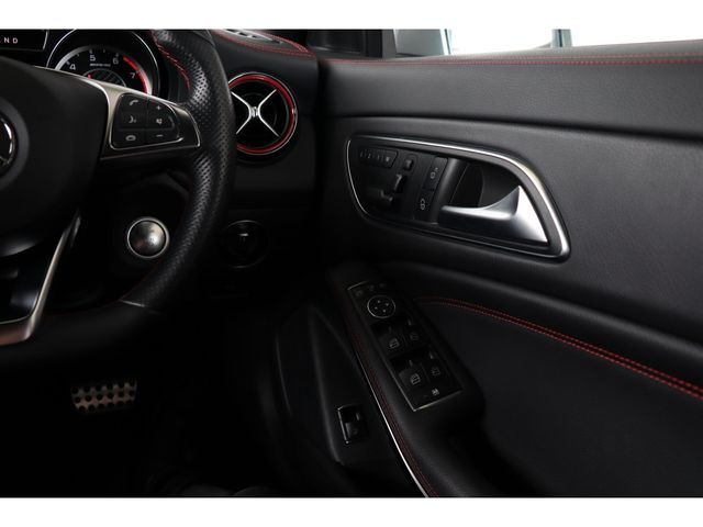 MERCEDES BENZ MERCEDES AMG CLA Shooting Brake 2016