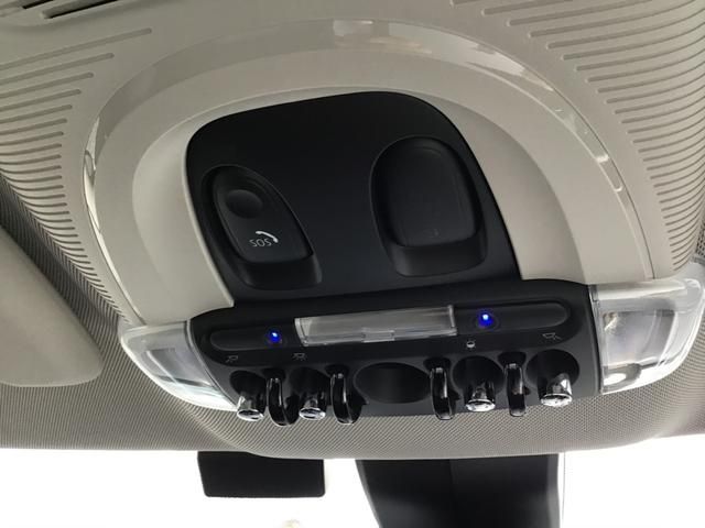 BMW MINI COOPER D CROSSOVER 2022