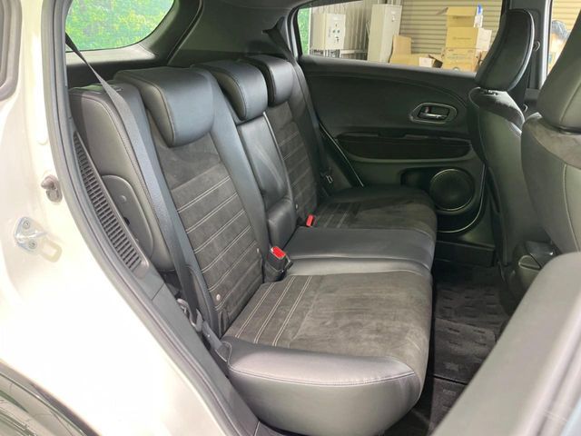 HONDA VEZEL HYBRID 2017