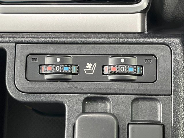 TOYOTA LANDCRUISER PRADO 2023