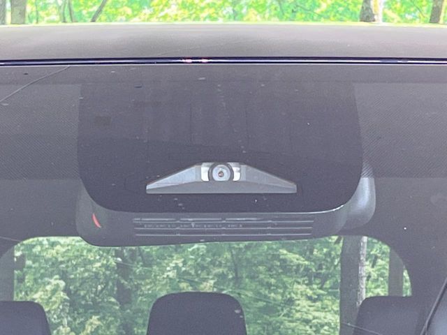 TOYOTA NOAH HYBRID 2024