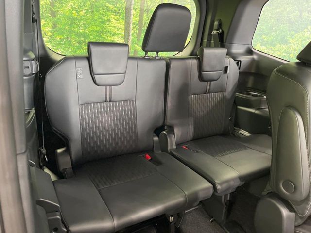 TOYOTA NOAH HYBRID 2024