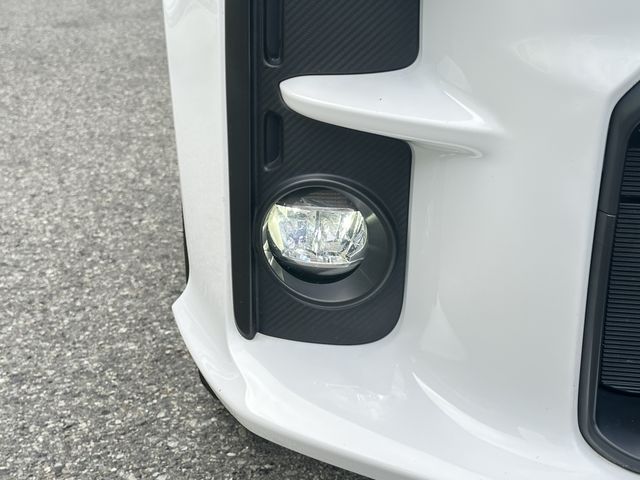 TOYOTA GR YARIS 2023