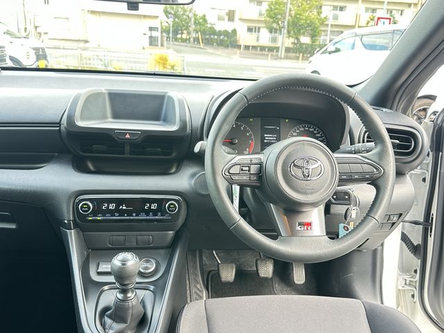 TOYOTA GR YARIS 2023