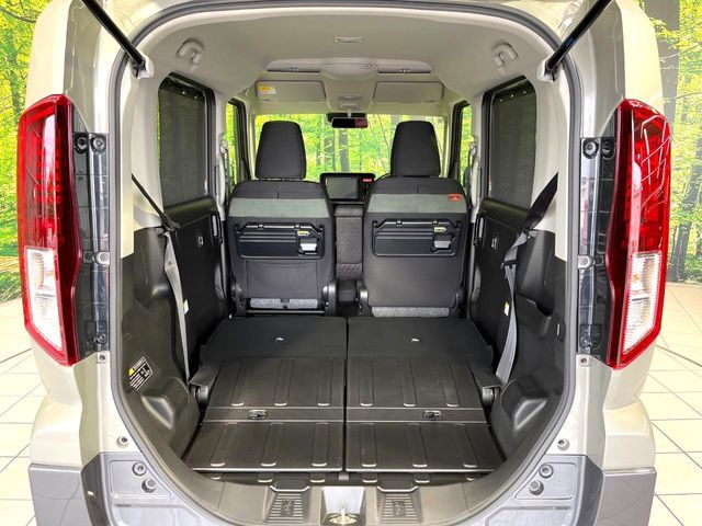 SUZUKI Spacia GEAR 2024