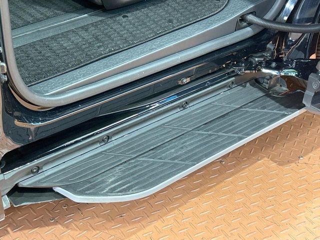 TOYOTA NOAH HYBRID 2023