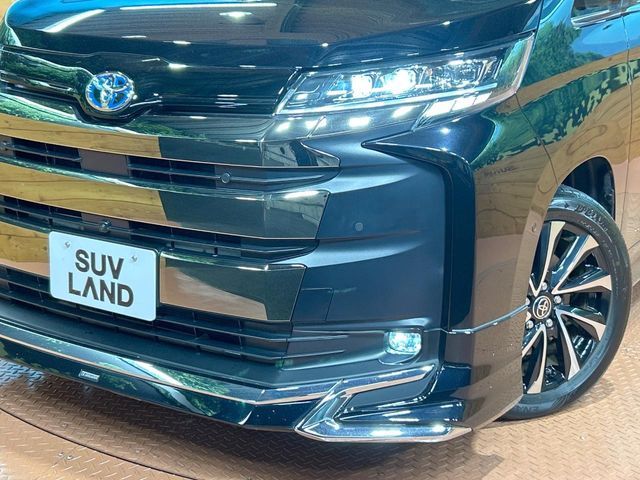 TOYOTA NOAH HYBRID 2023