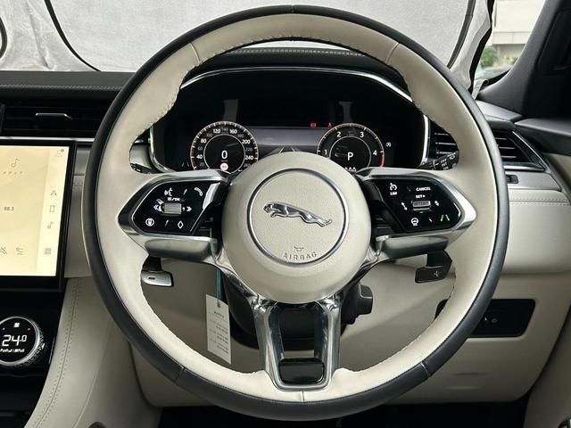 JAGUAR JAGUAR F-PACE 2024