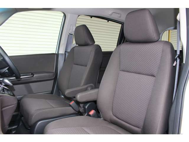 HONDA FREED HYBRID 2023