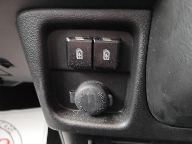 MITSUBISHI DELICA D:2 CUSTOM 2WD 2023