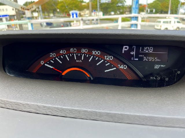 DAIHATSU TANTO 4WD 2018