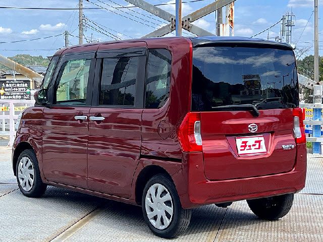 DAIHATSU TANTO 4WD 2018