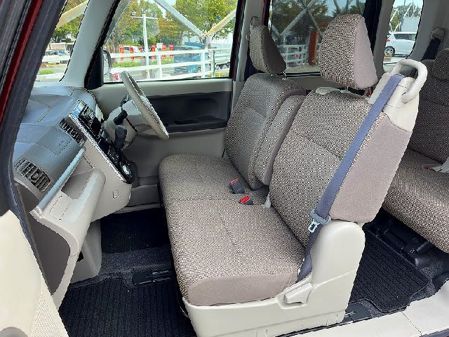 DAIHATSU TANTO 4WD 2018