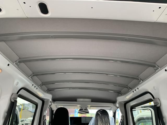 DAIHATSU HIJET CARGO 2025