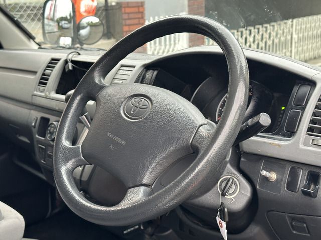 TOYOTA HIACE van 2WD 2005