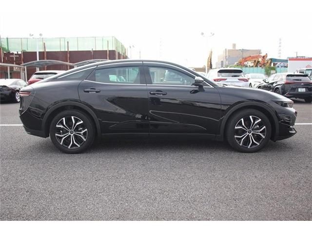 TOYOTA CROWN CROSSOVER 2023