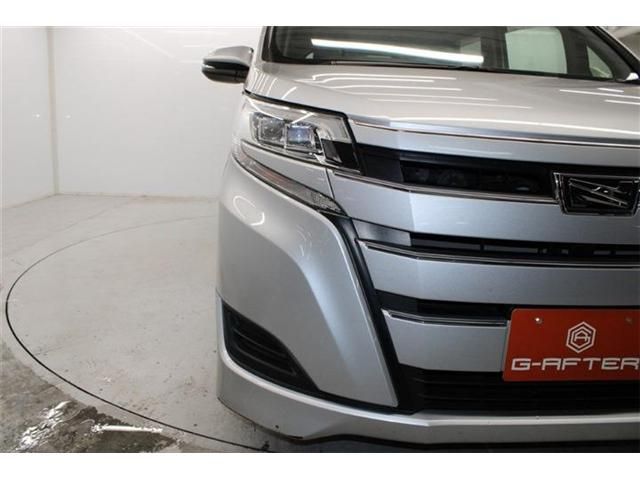 TOYOTA NOAH 2018