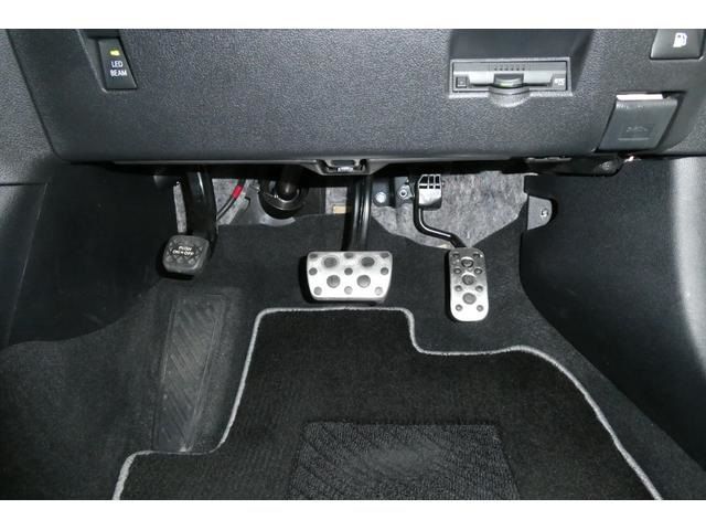 TOYOTA PRIUS PHV 2019