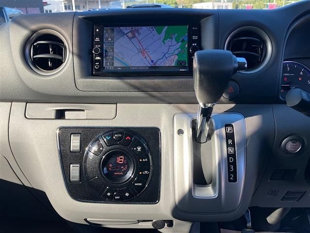 NISSAN NV350 CARAVAN 2021