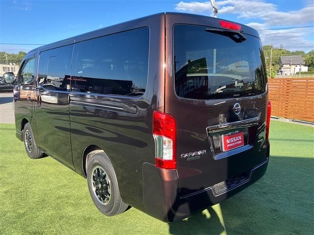 NISSAN NV350 CARAVAN 2021