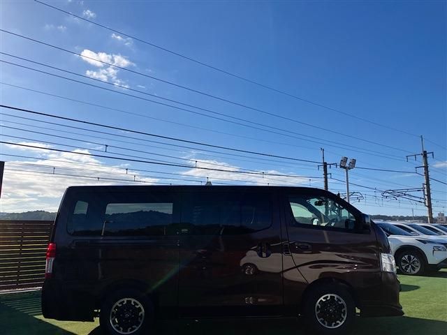 NISSAN NV350 CARAVAN 2021