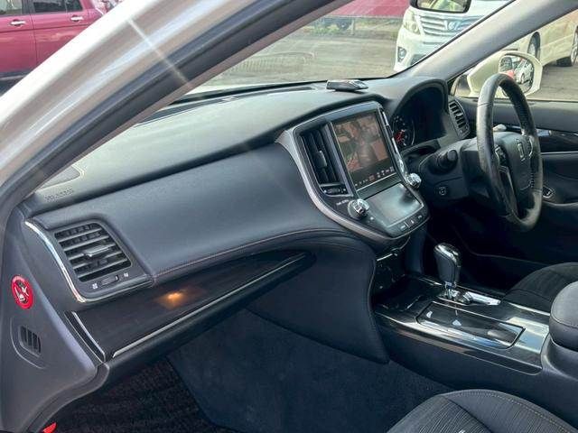 TOYOTA CROWN sedan hybrid 2013