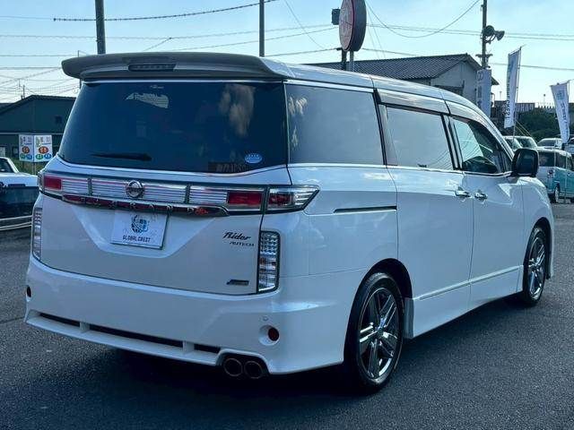 NISSAN ELGRAND 2012