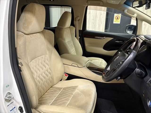 TOYOTA VELLFIRE  HYBRID 4WD 2015