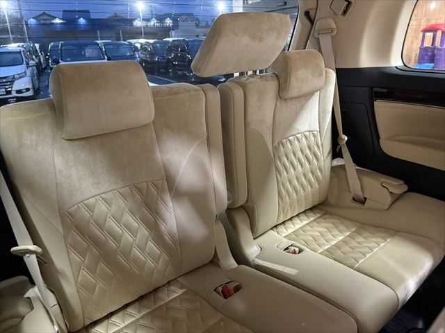 TOYOTA VELLFIRE  HYBRID 4WD 2015