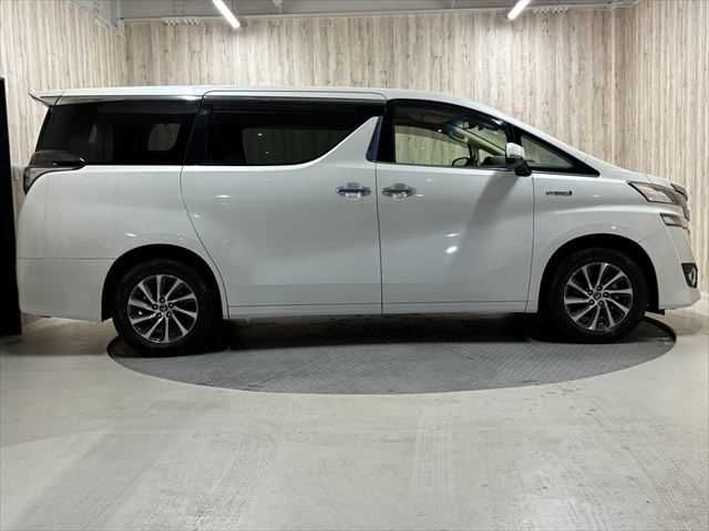 TOYOTA VELLFIRE  HYBRID 4WD 2015