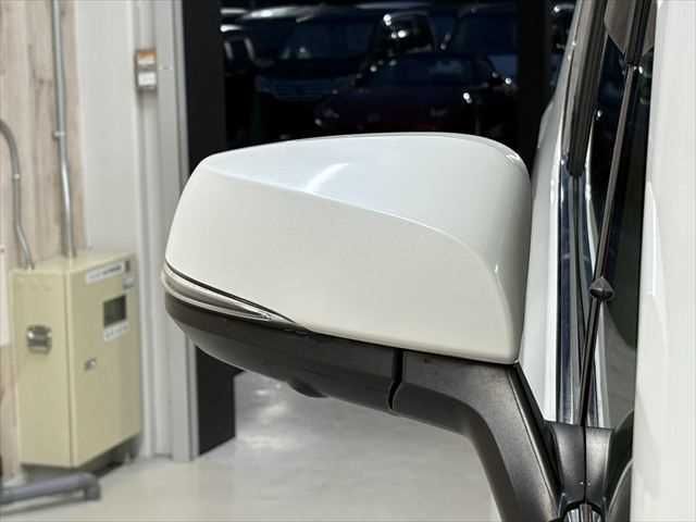 TOYOTA VELLFIRE  HYBRID 4WD 2015