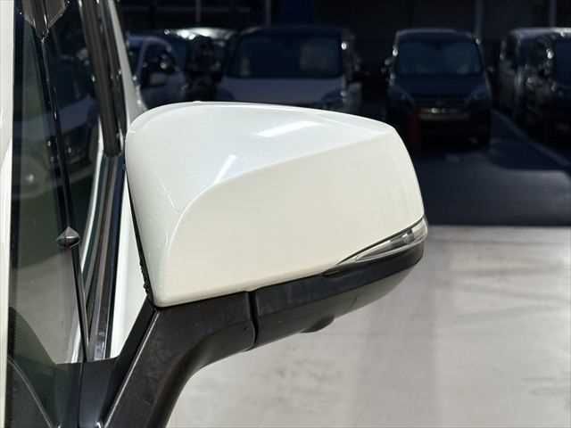 TOYOTA VELLFIRE  HYBRID 4WD 2015