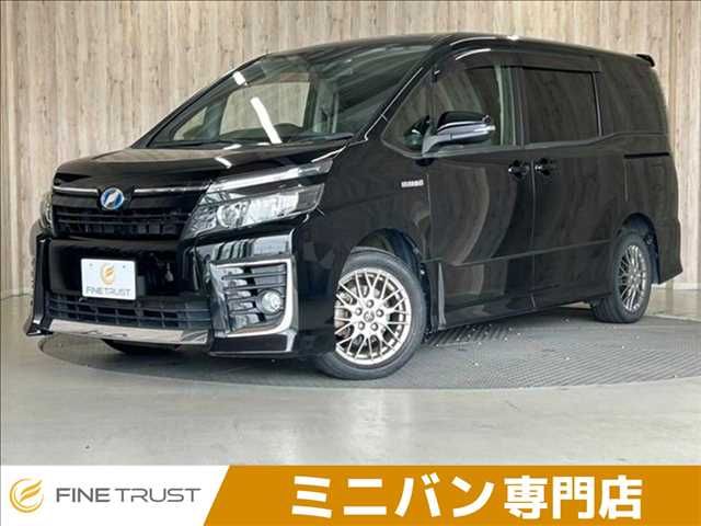 TOYOTA VOXY HYBRID 2016