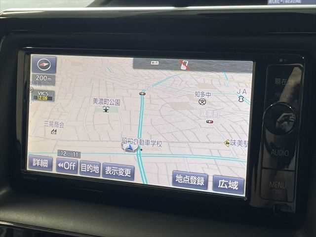 TOYOTA VOXY HYBRID 2016