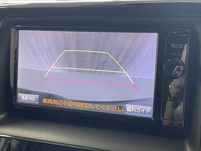 TOYOTA VOXY HYBRID 2016