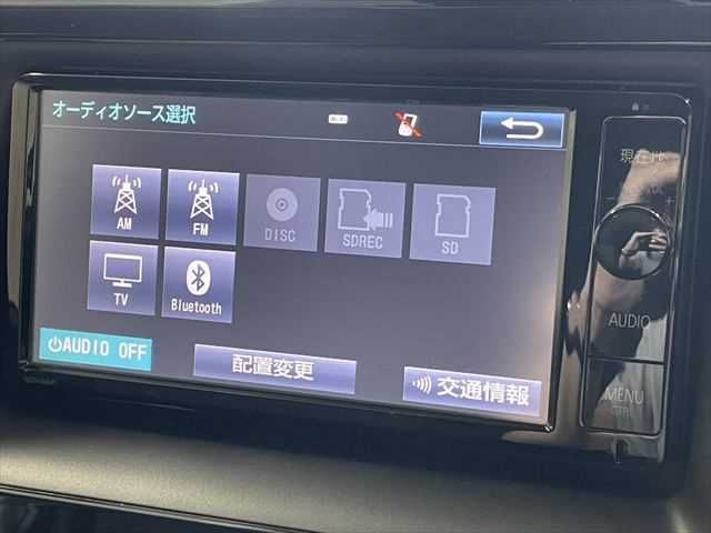 TOYOTA VOXY HYBRID 2016