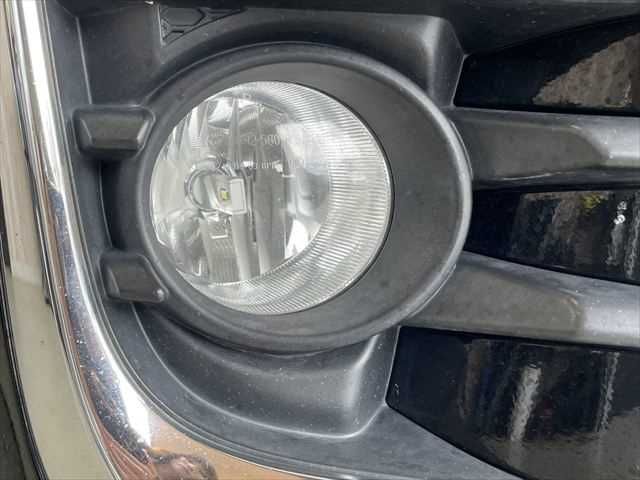 TOYOTA VOXY HYBRID 2016