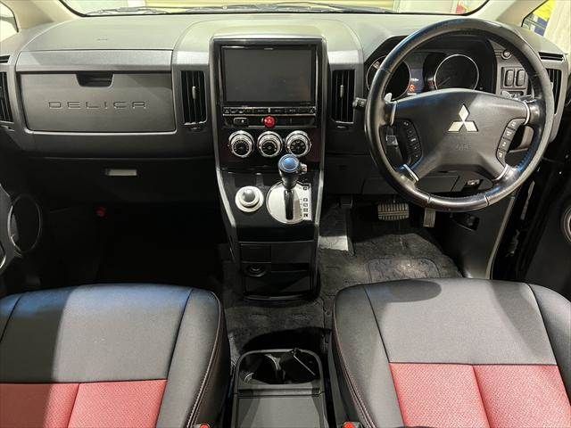 MITSUBISHI DELICA D:5 4WD 2013