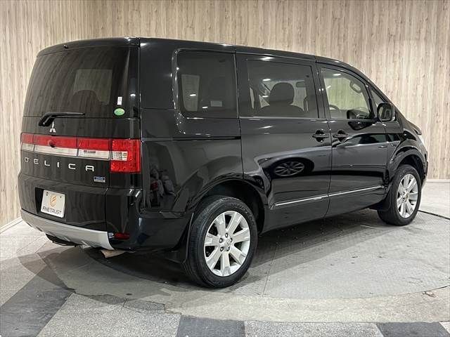 MITSUBISHI DELICA D:5 4WD 2013