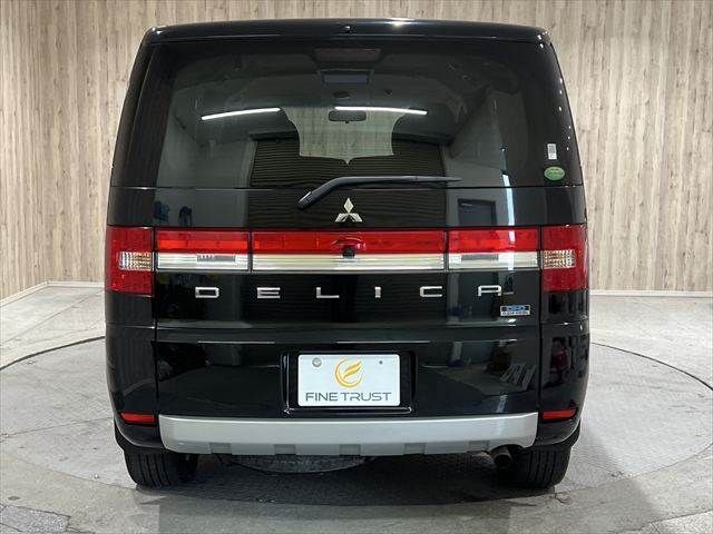 MITSUBISHI DELICA D:5 4WD 2013