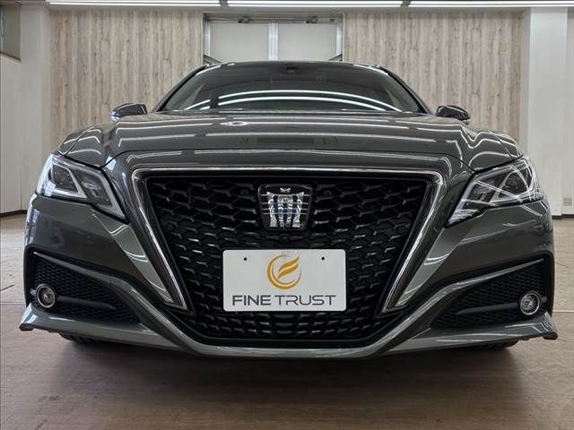 TOYOTA CROWN sedan hybrid 2018