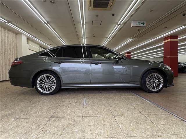 TOYOTA CROWN sedan hybrid 2018